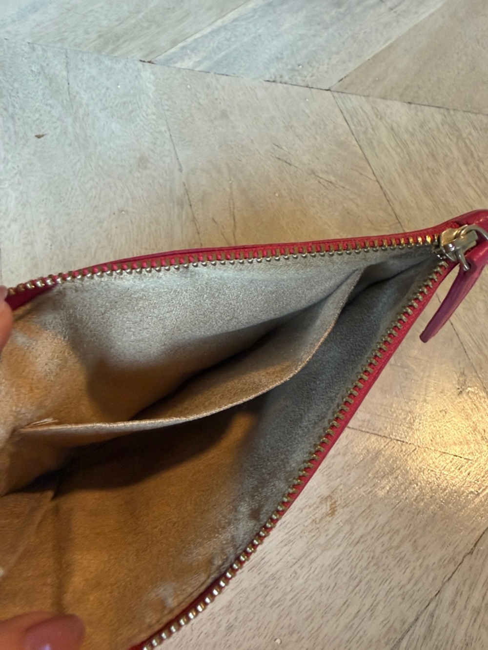 RUSSELL+HAZEL Leather Pouch in Fuscia Pink - Picture 4 of 7